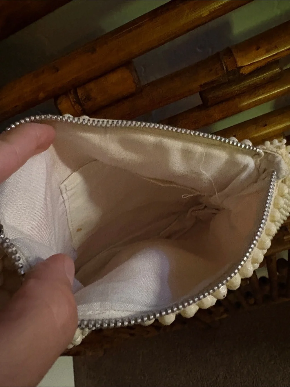 VINTAGE IVORY BEADED SHOULDER STRAP PURSE